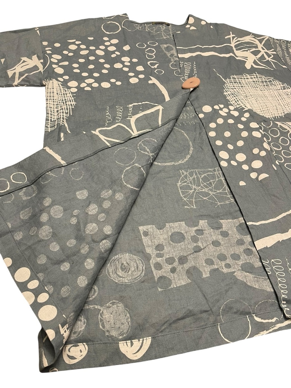 Wearable Art Chalet et Ceci Abstract Print Slate Blue &Cream Linen Cardigan - Picture 2 of 7